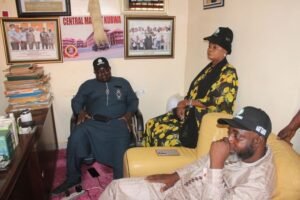 img 3423@620053801 copy 900x6005439685316743237996