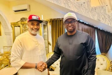 Relax Tinubu Movement Strengthens 2027 Re-Election Drive In Abia, Honours Dr Eric Opah